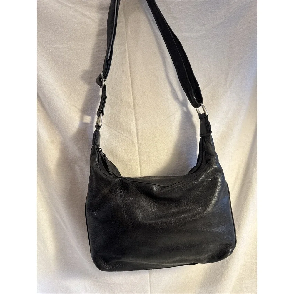 Simon Pebbled Black Leather Shoulder Hobo Bag Purse Sangria Zip Pockets